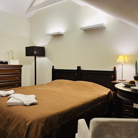 Monte Pacis In Pazaislis Hotel Каунас Екстериор снимка