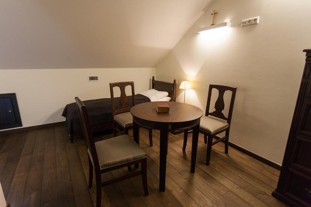 Monte Pacis In Pazaislis Hotel Каунас Екстериор снимка