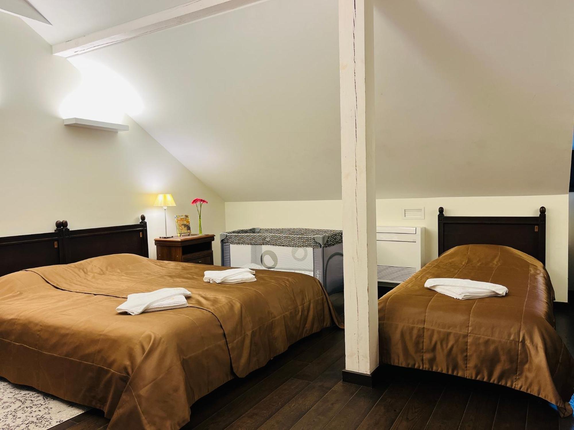 Monte Pacis In Pazaislis Hotel Каунас Екстериор снимка