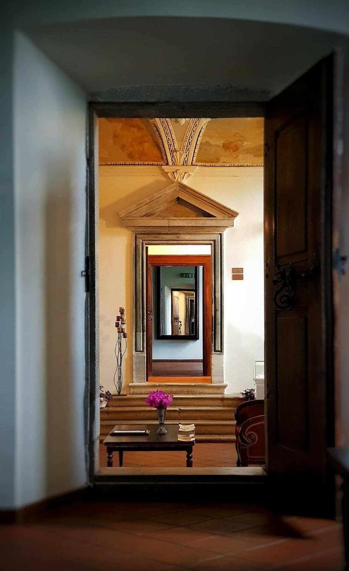Monte Pacis In Pazaislis Hotel Каунас Екстериор снимка
