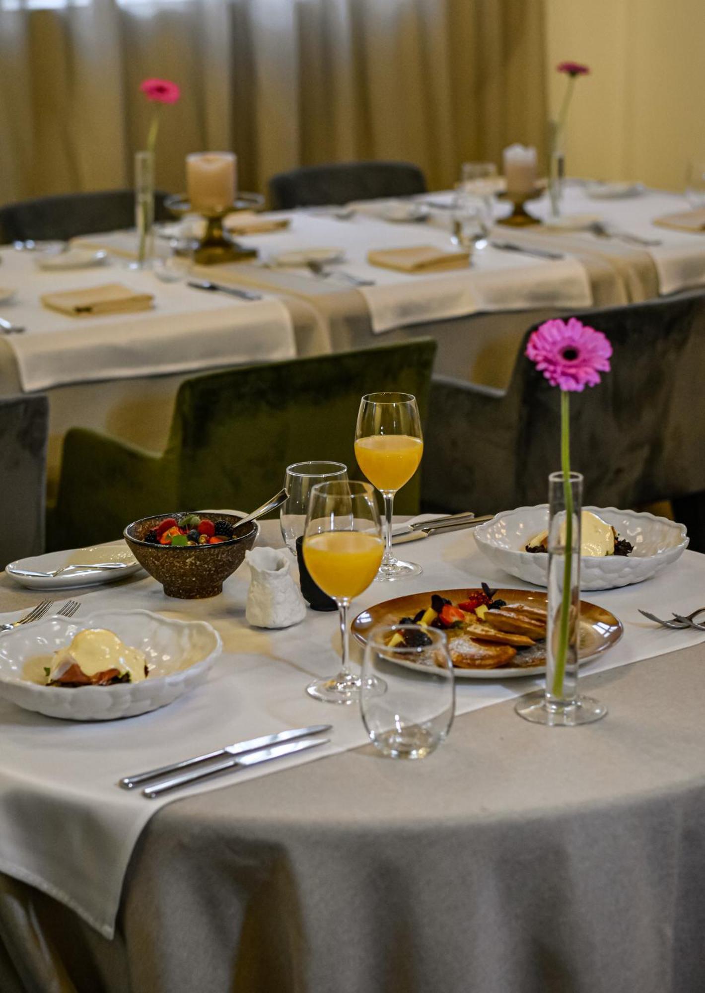 Monte Pacis In Pazaislis Hotel Каунас Екстериор снимка