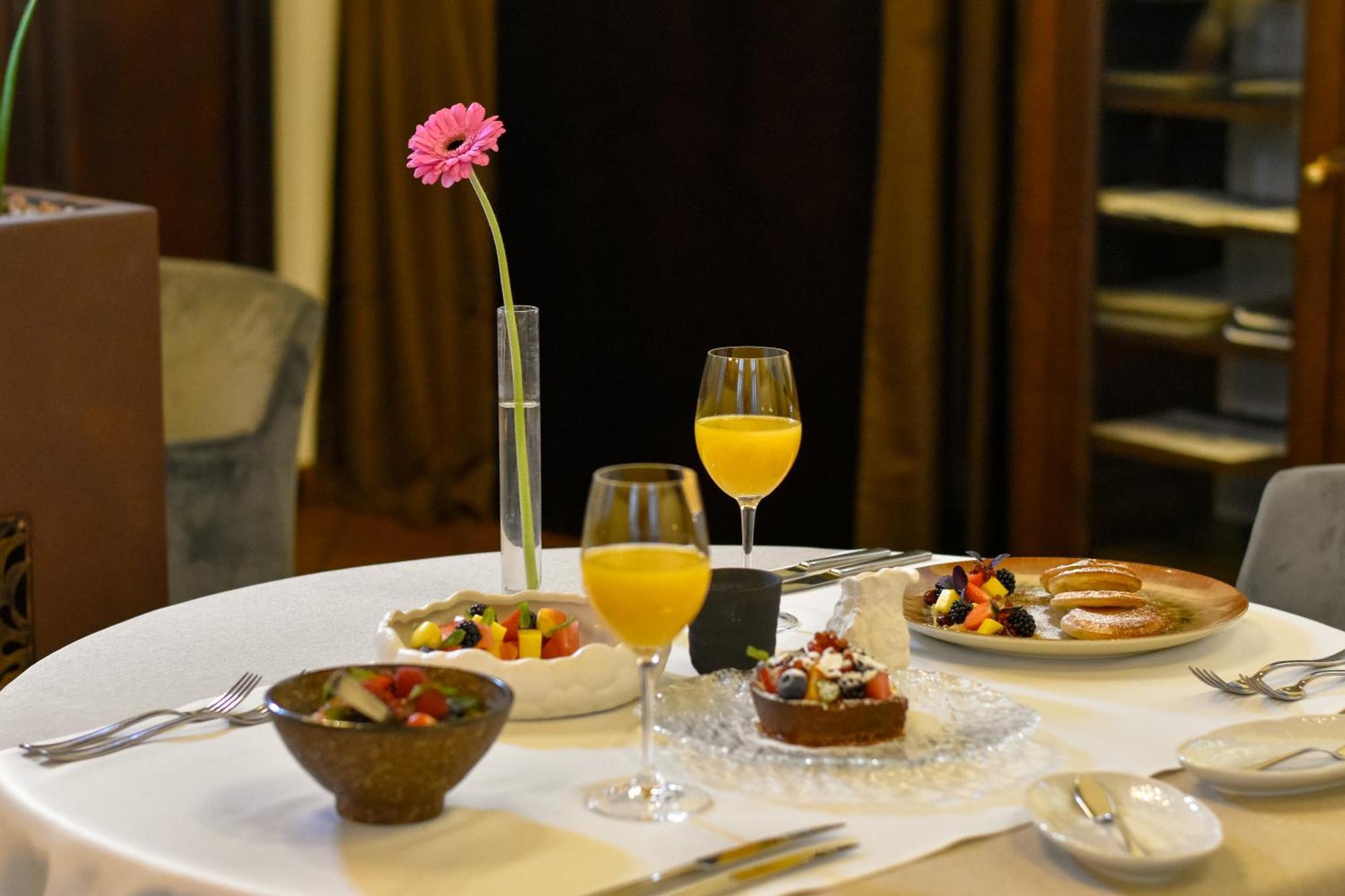 Monte Pacis In Pazaislis Hotel Каунас Екстериор снимка