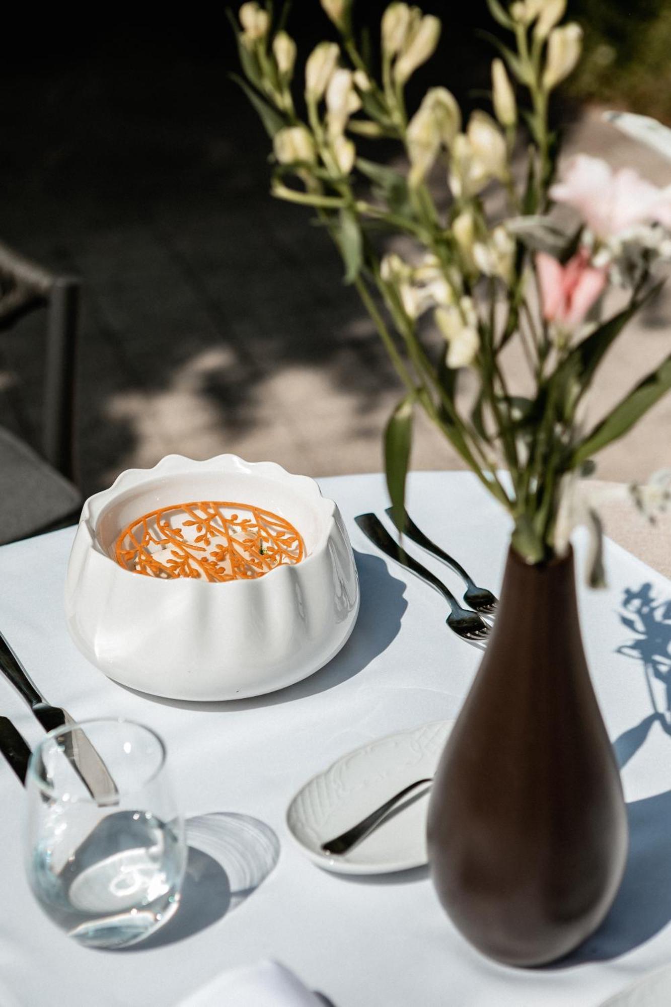 Monte Pacis In Pazaislis Hotel Каунас Екстериор снимка